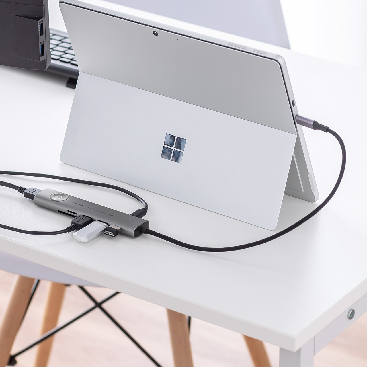 hbLOXe[V USB Type-C ON/OFFXCb`t HDMI 4K/60Hz USB PD100WΉ USB 5Gbps J[h[_[ P[ǔ^ oC ^ 400-HUBCP31GM